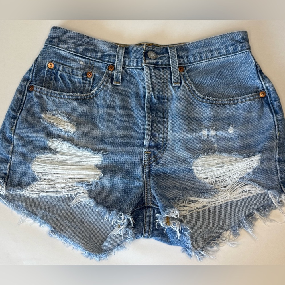 Levi’s 501 Shorts, Distressed Denim Shorts, High Rise Button Fly Size 26